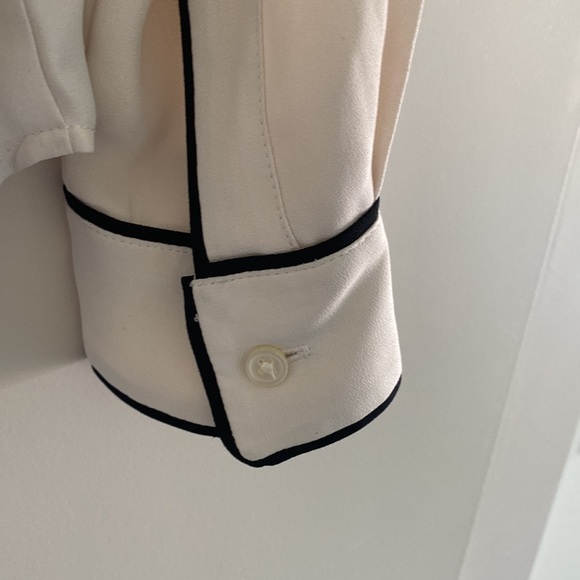 Loft Top - Picture 6 of 7